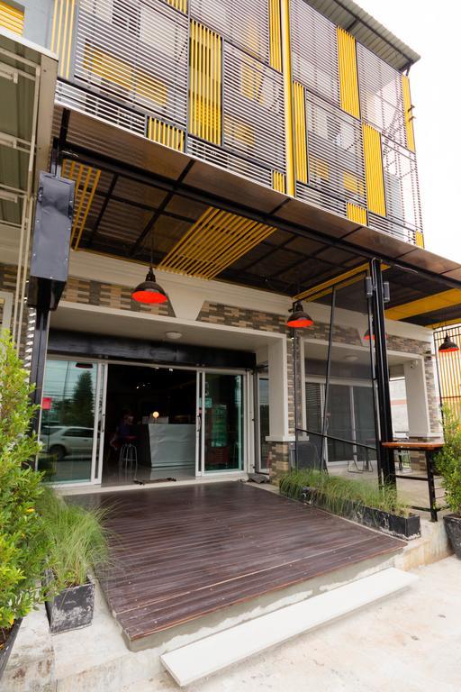 Oyes Hostel Krabi town Exterior foto